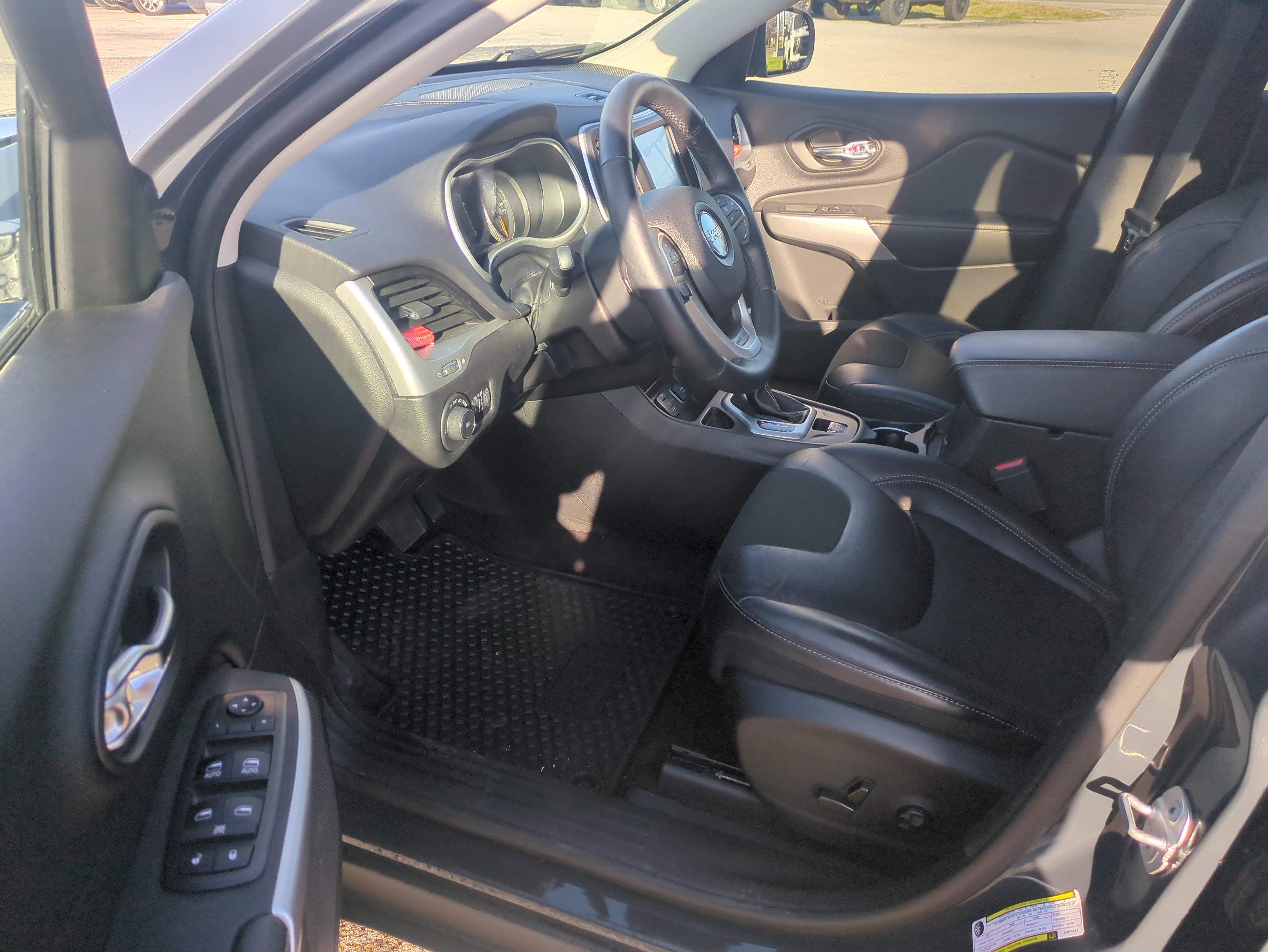 2018 Jeep Cherokee Latitude Plus