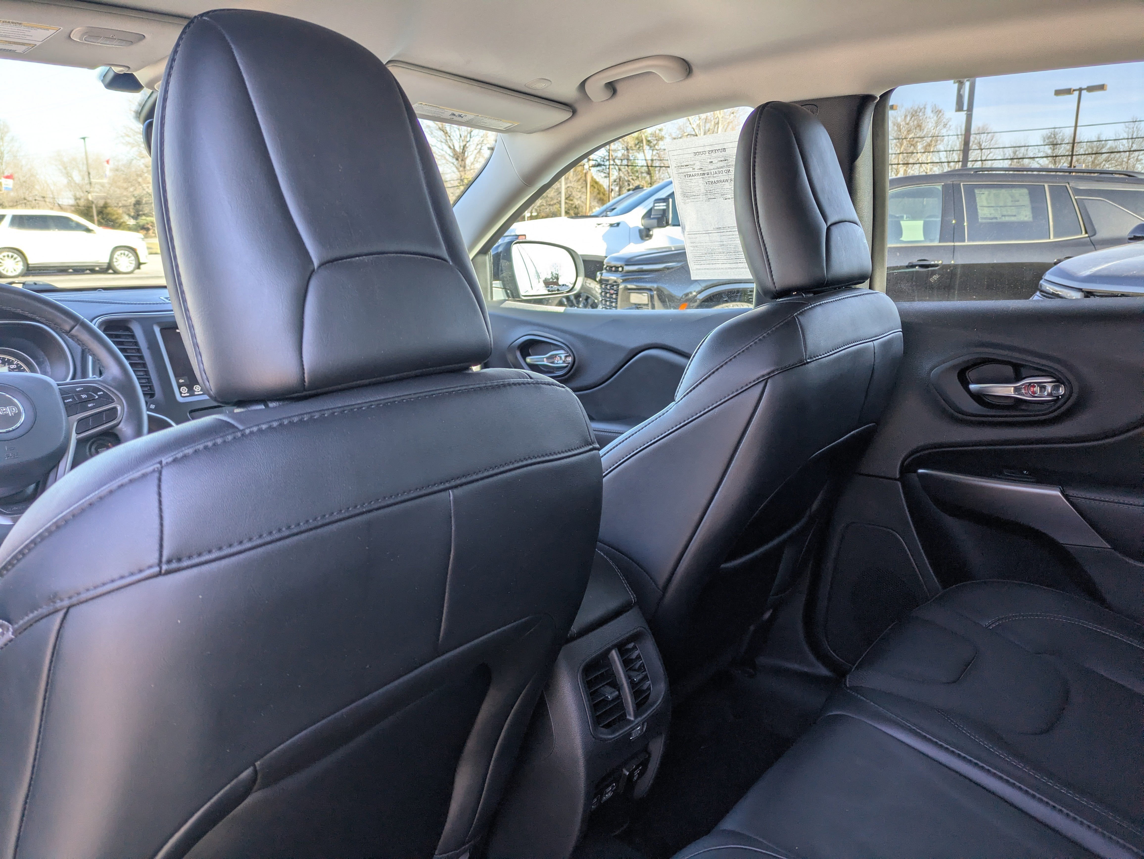 2022 Jeep Cherokee Latitude Lux