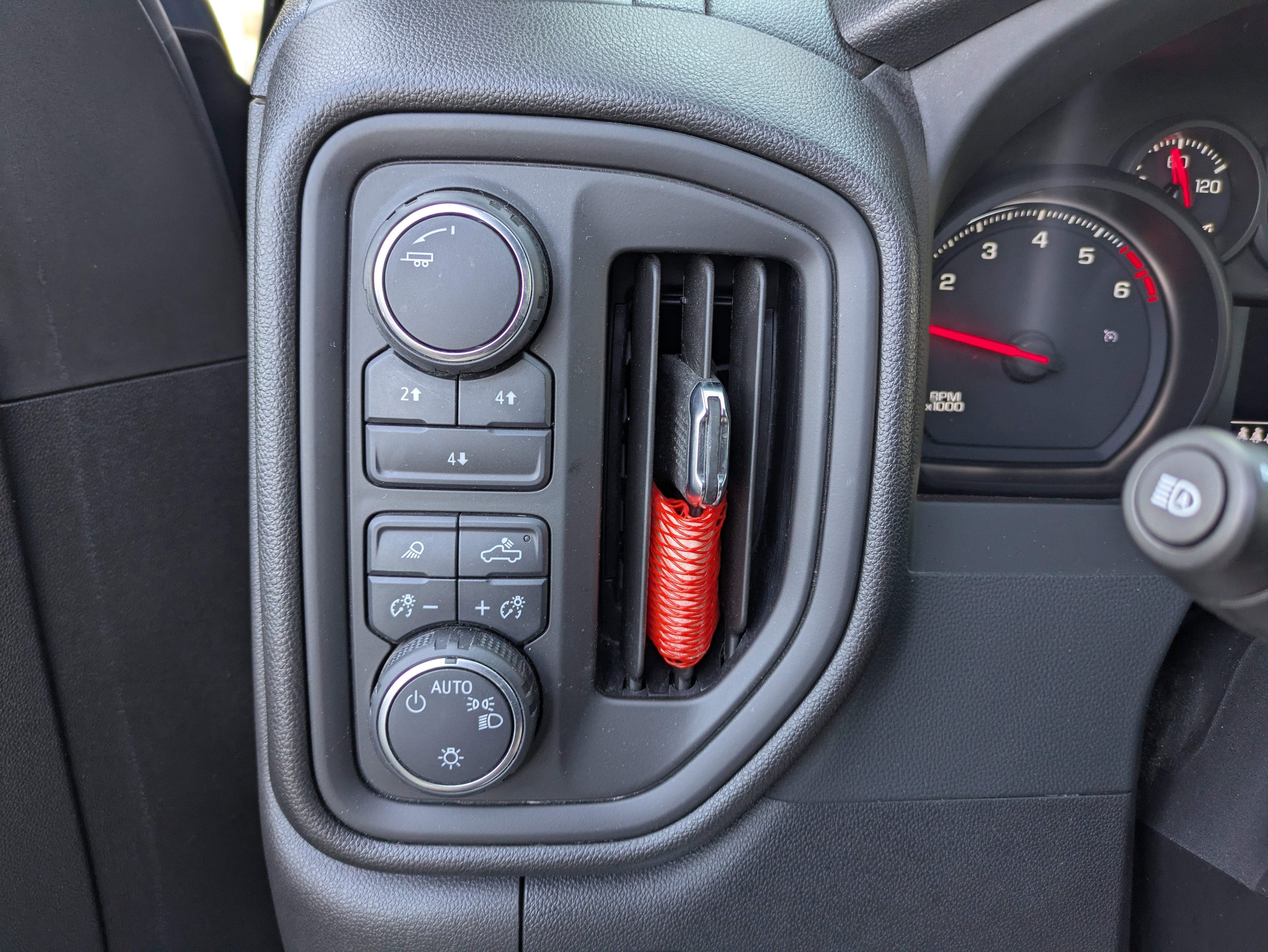 2024 Chevrolet Silverado 2500 HD Custom