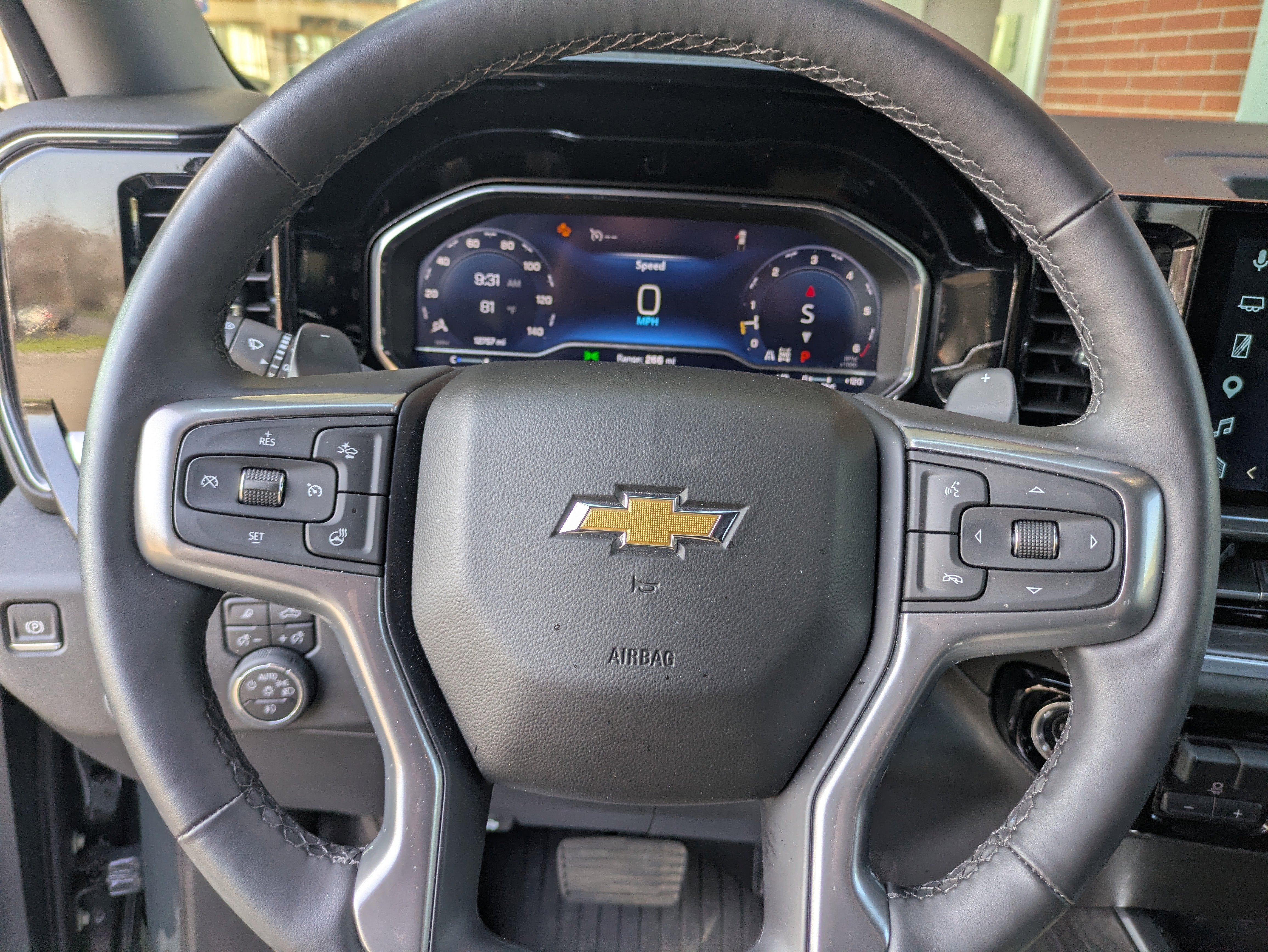 2025 Chevrolet Silverado 1500 LTZ