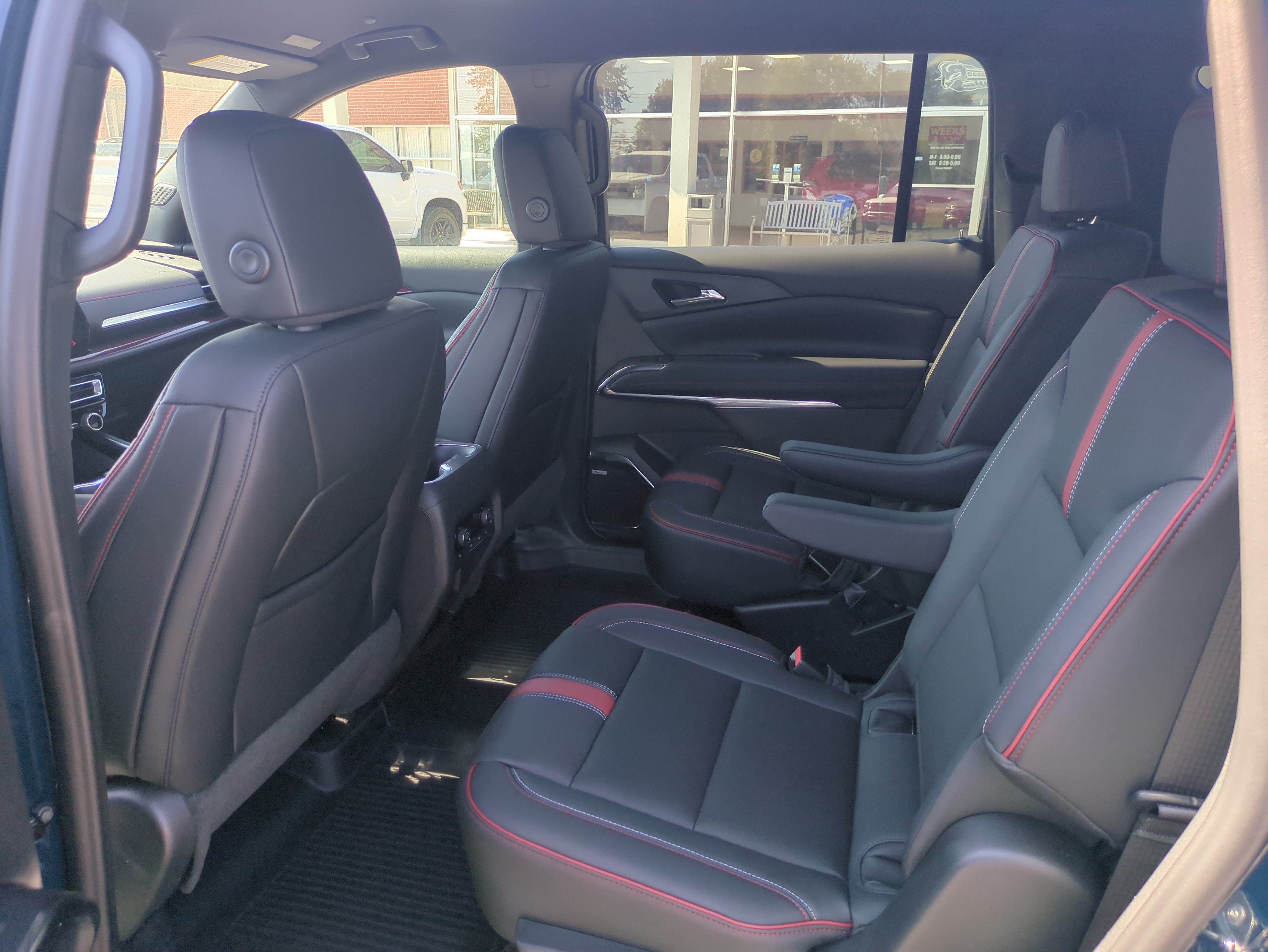 2027 Chevrolet Traverse RS