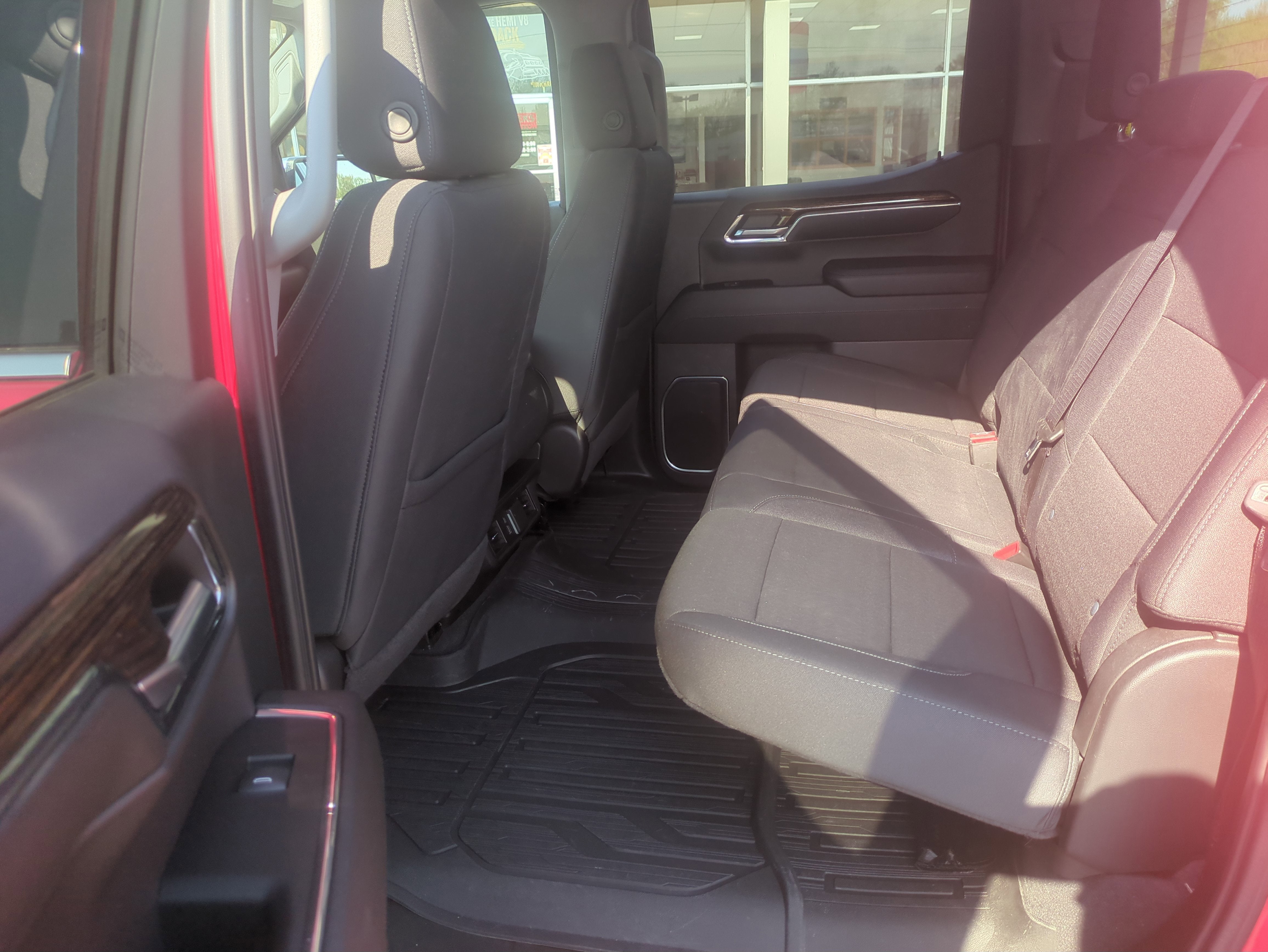 2024 GMC Sierra 1500 SLE