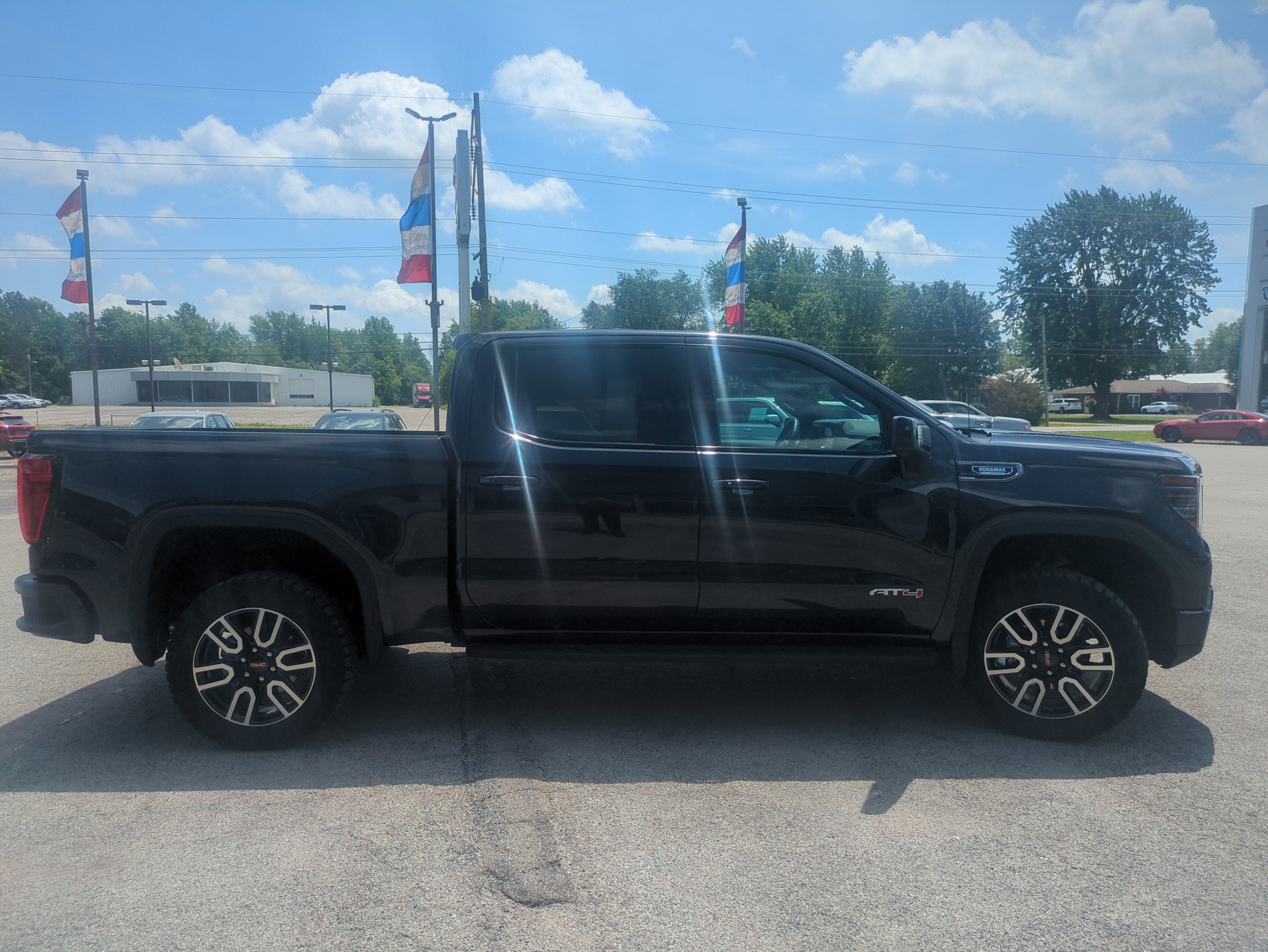 2025 GMC Sierra 1500 AT4