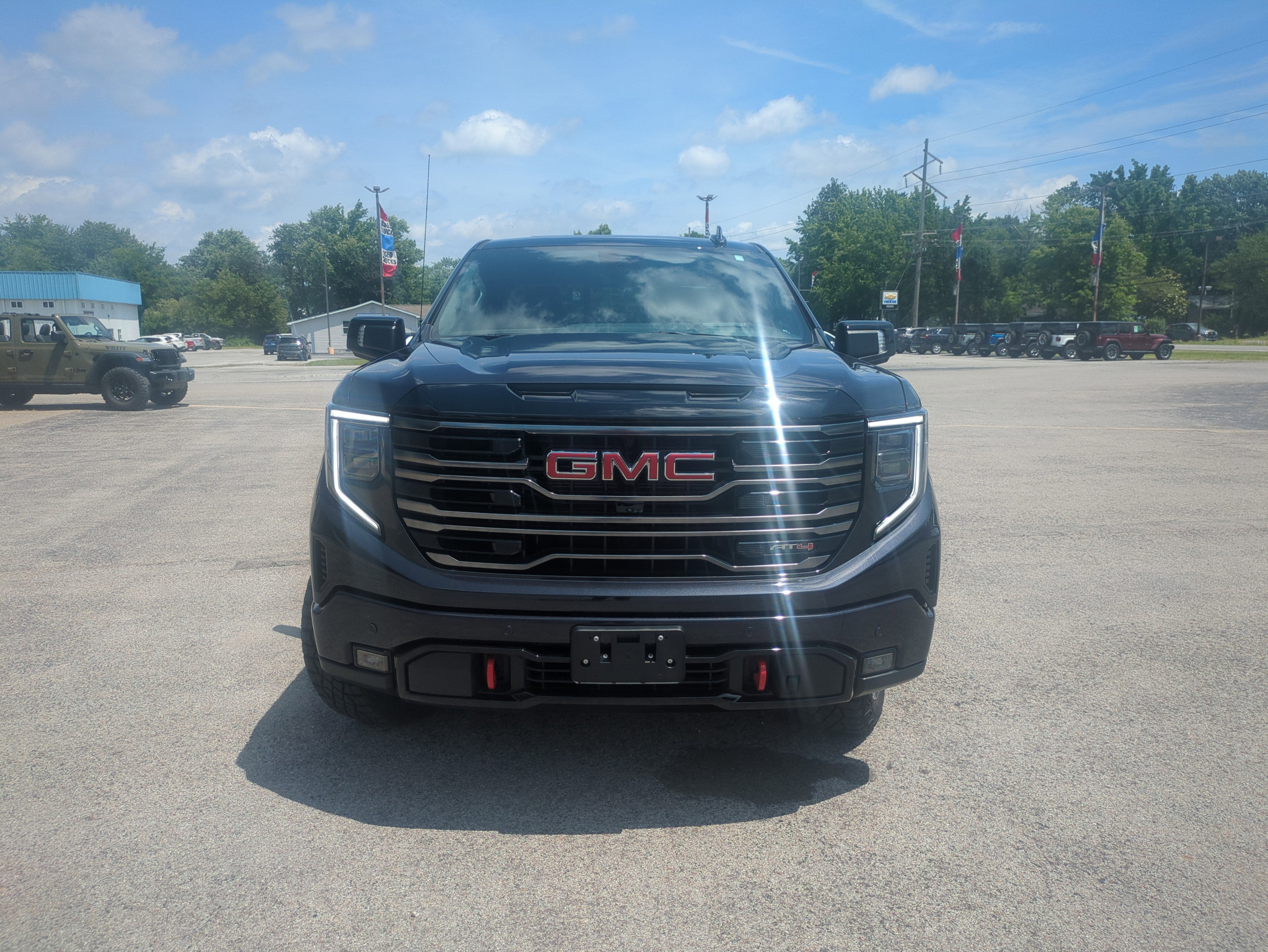 2025 GMC Sierra 1500 AT4