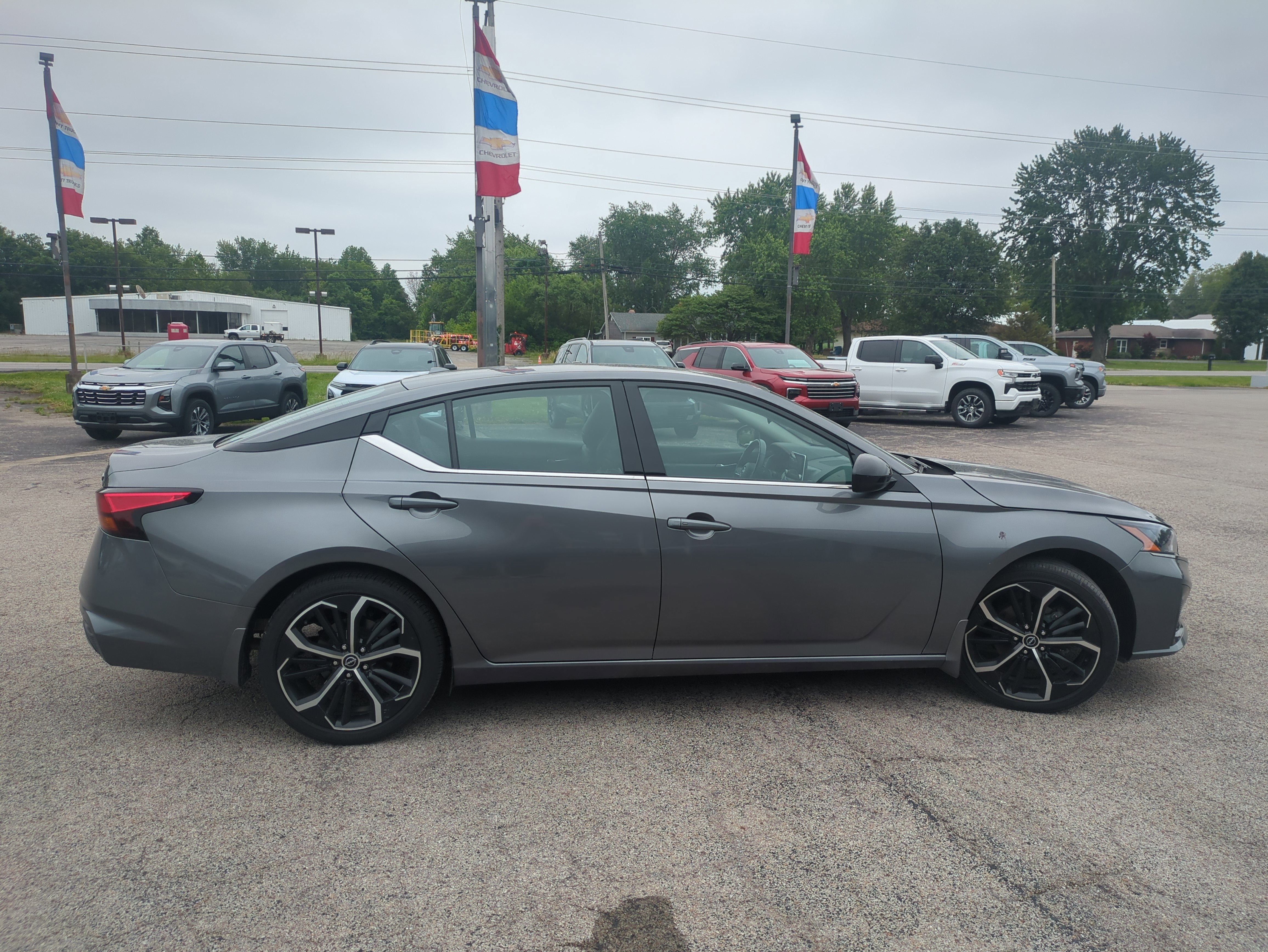 2024 Nissan Altima 2.5 SR