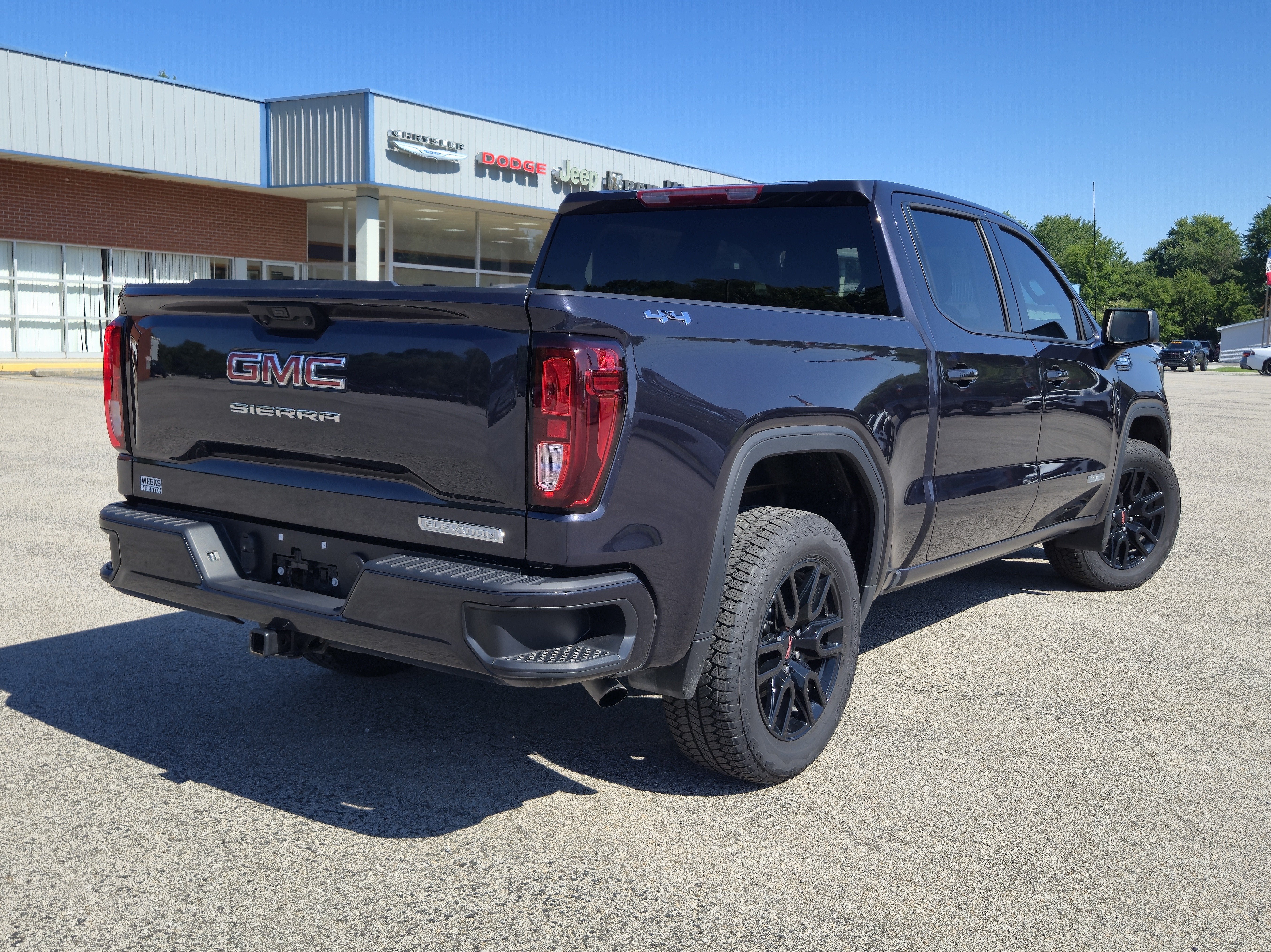 2025 GMC Sierra 1500 Elevation
