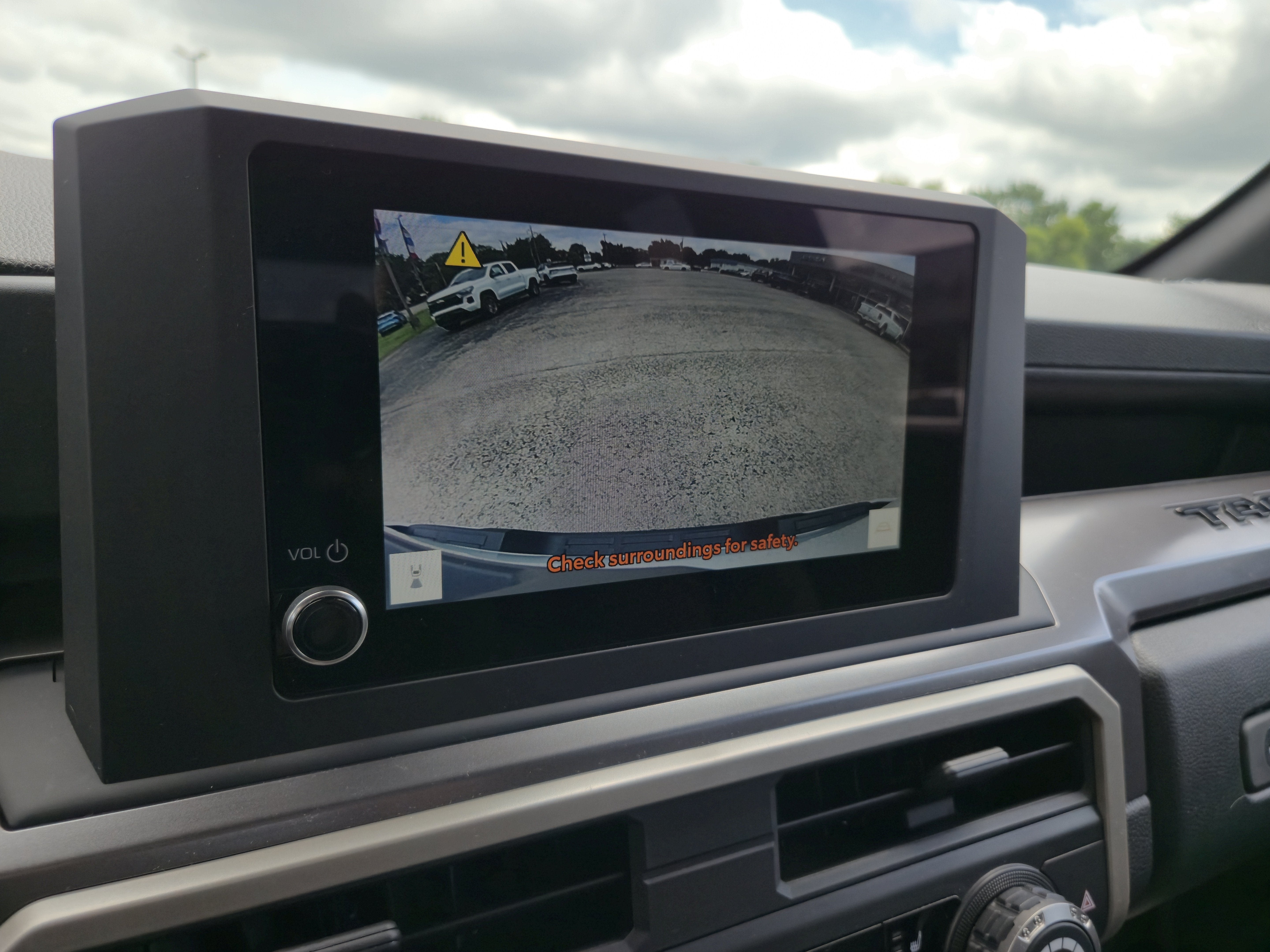 2025 Toyota Tacoma 4WD SR