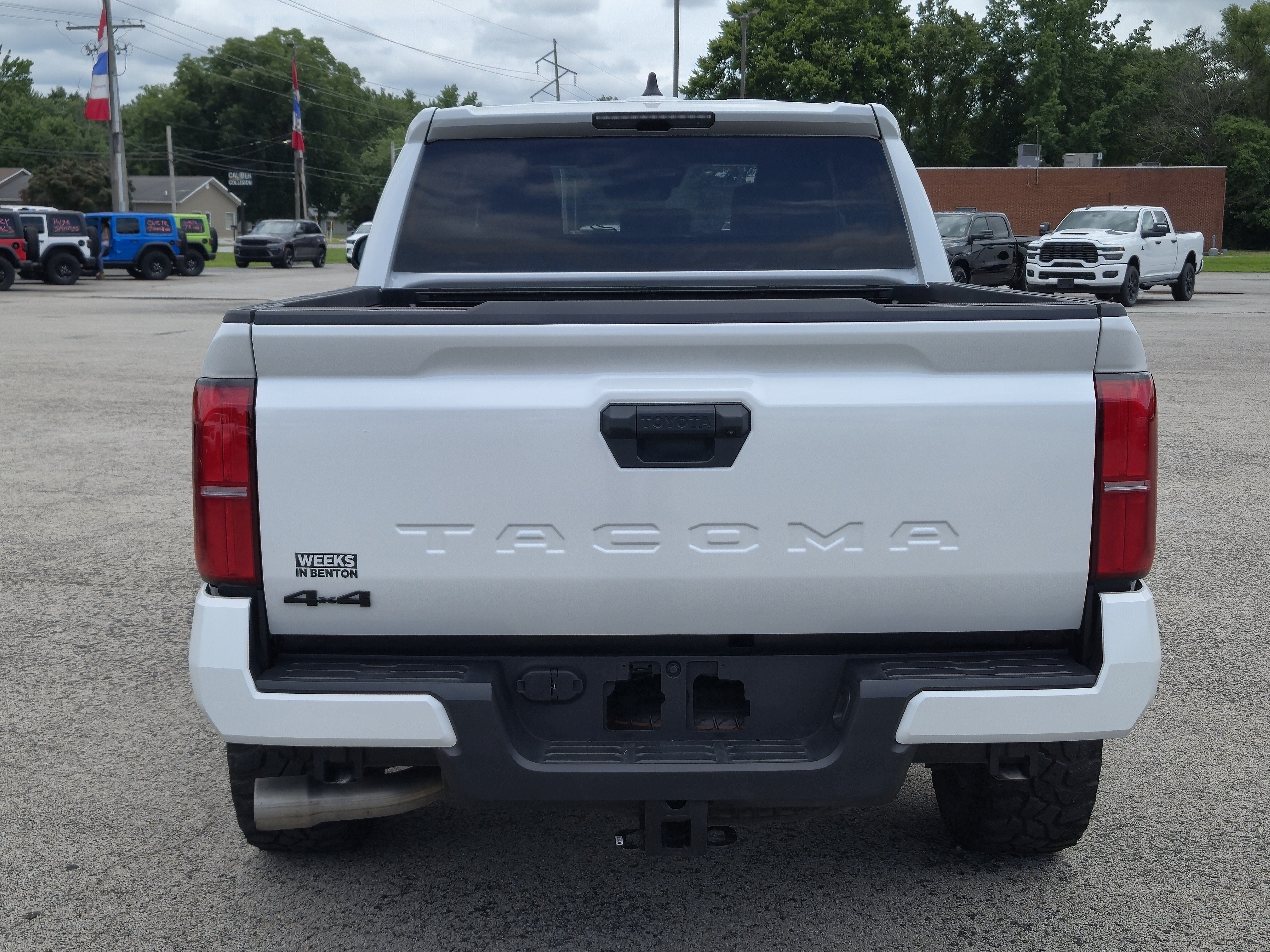 2025 Toyota Tacoma 4WD SR