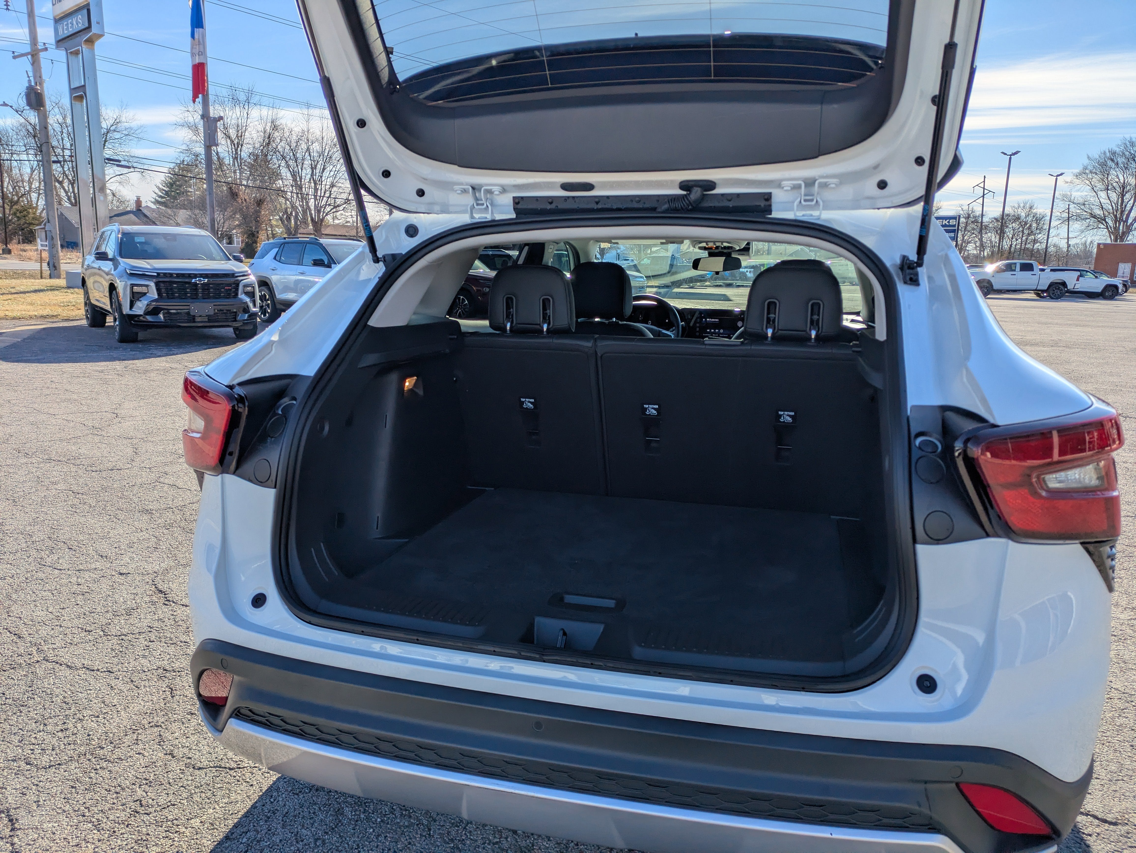 2025 Chevrolet Trax LT