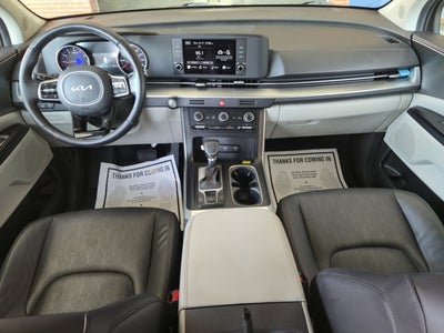 2023 Kia Carnival LX