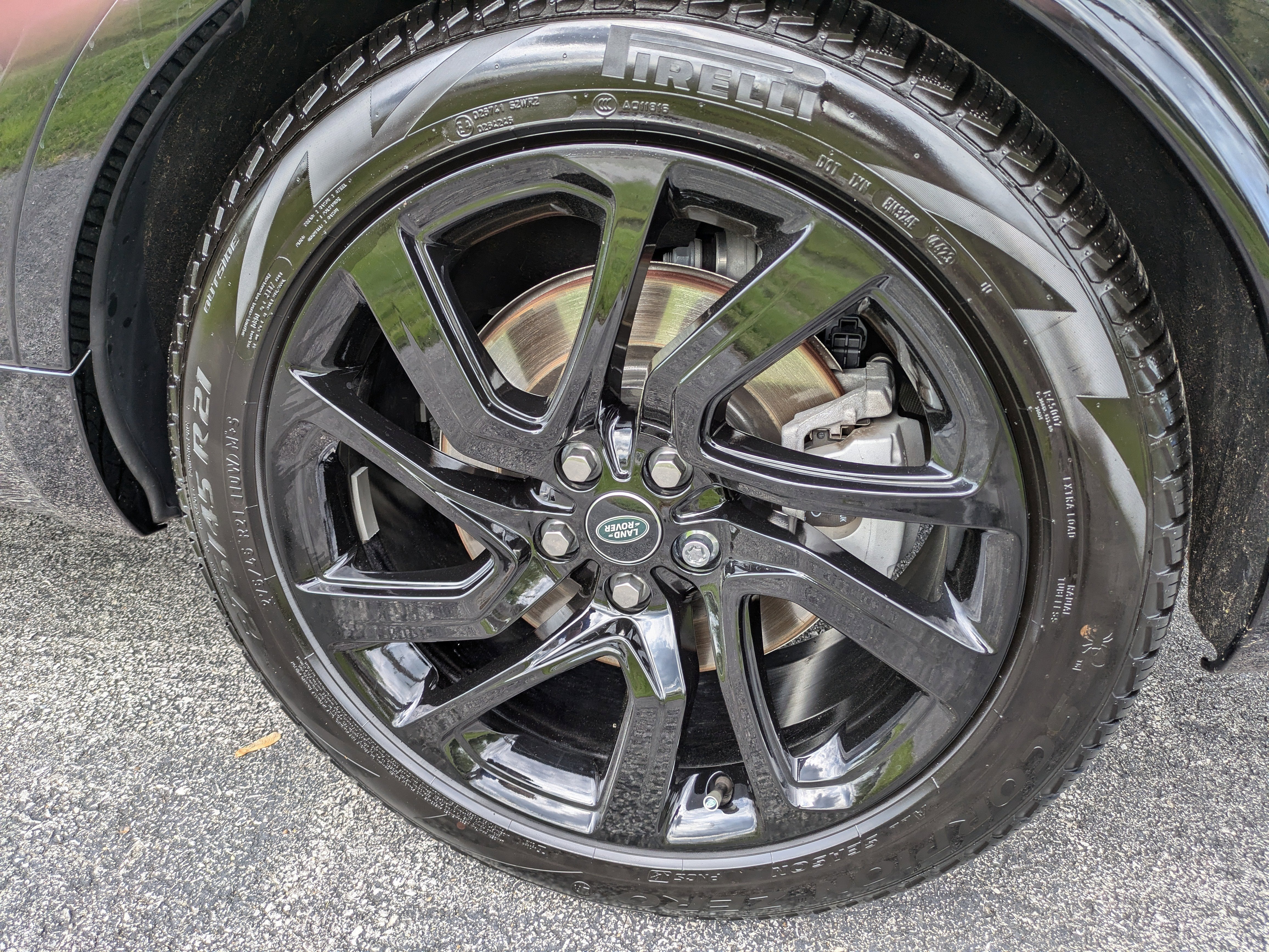 2024 Land Rover Discovery Dynamic SE