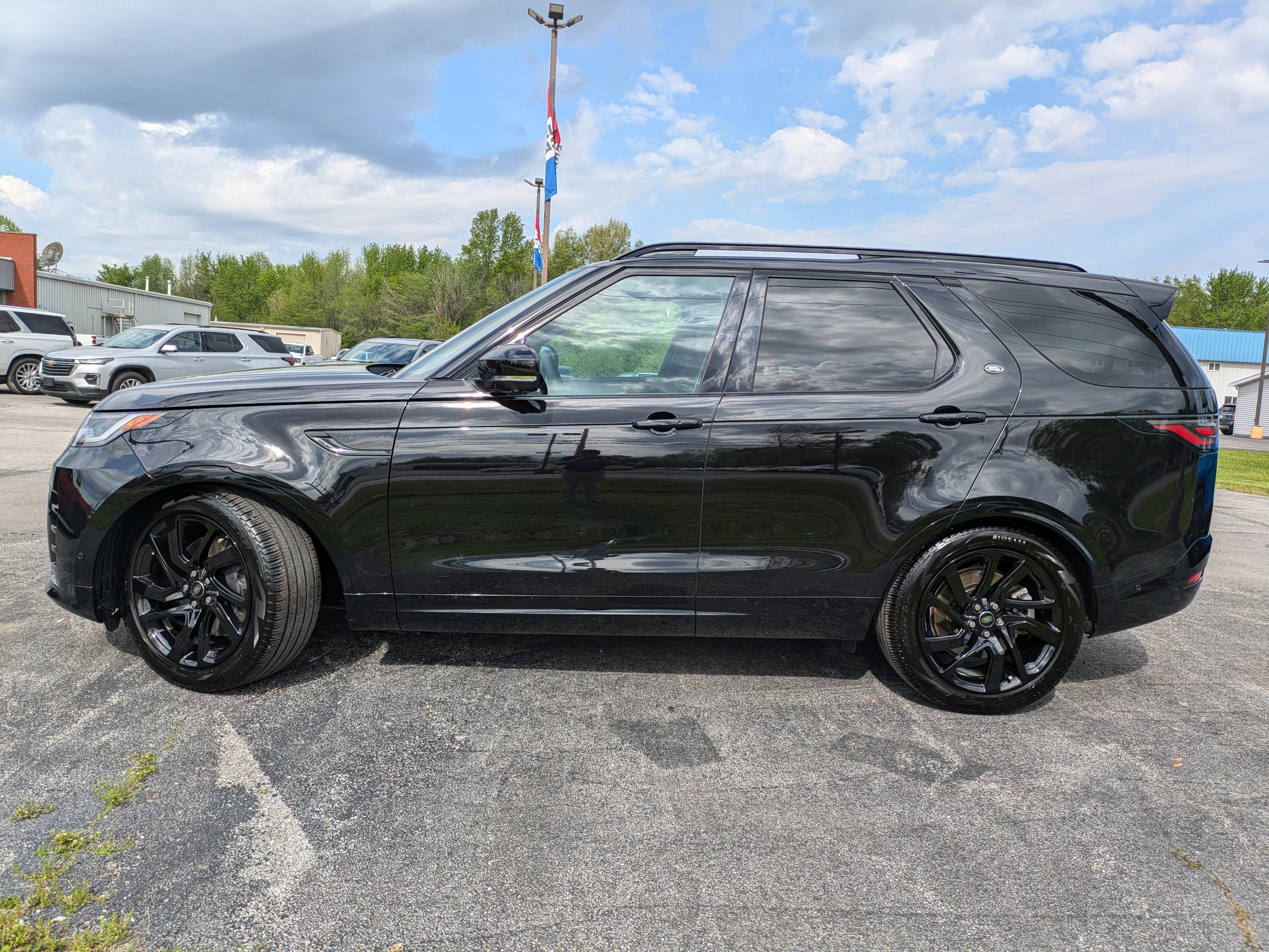 2024 Land Rover Discovery Dynamic SE