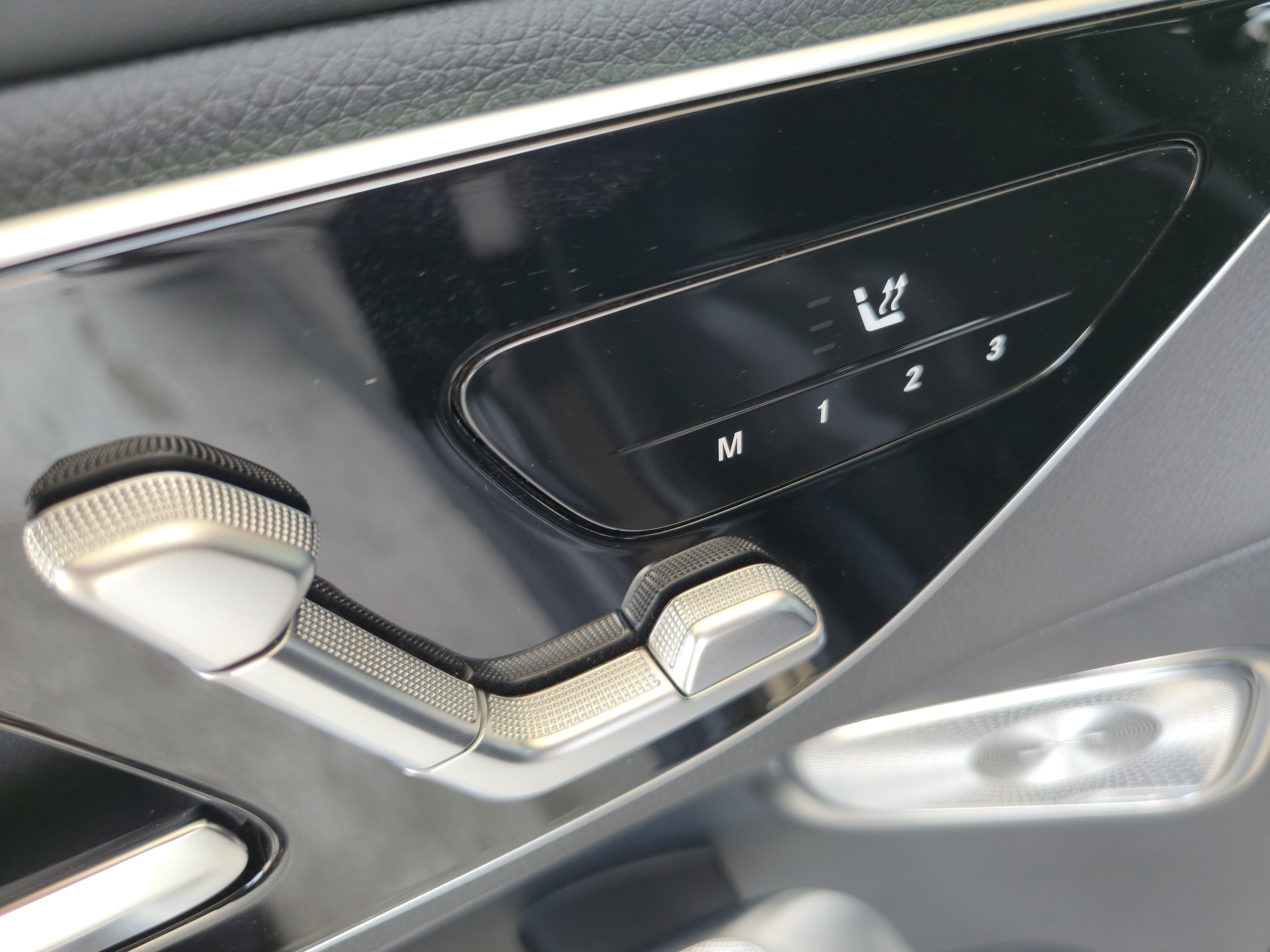 2024 Mercedes-Benz GLC GLC 300
