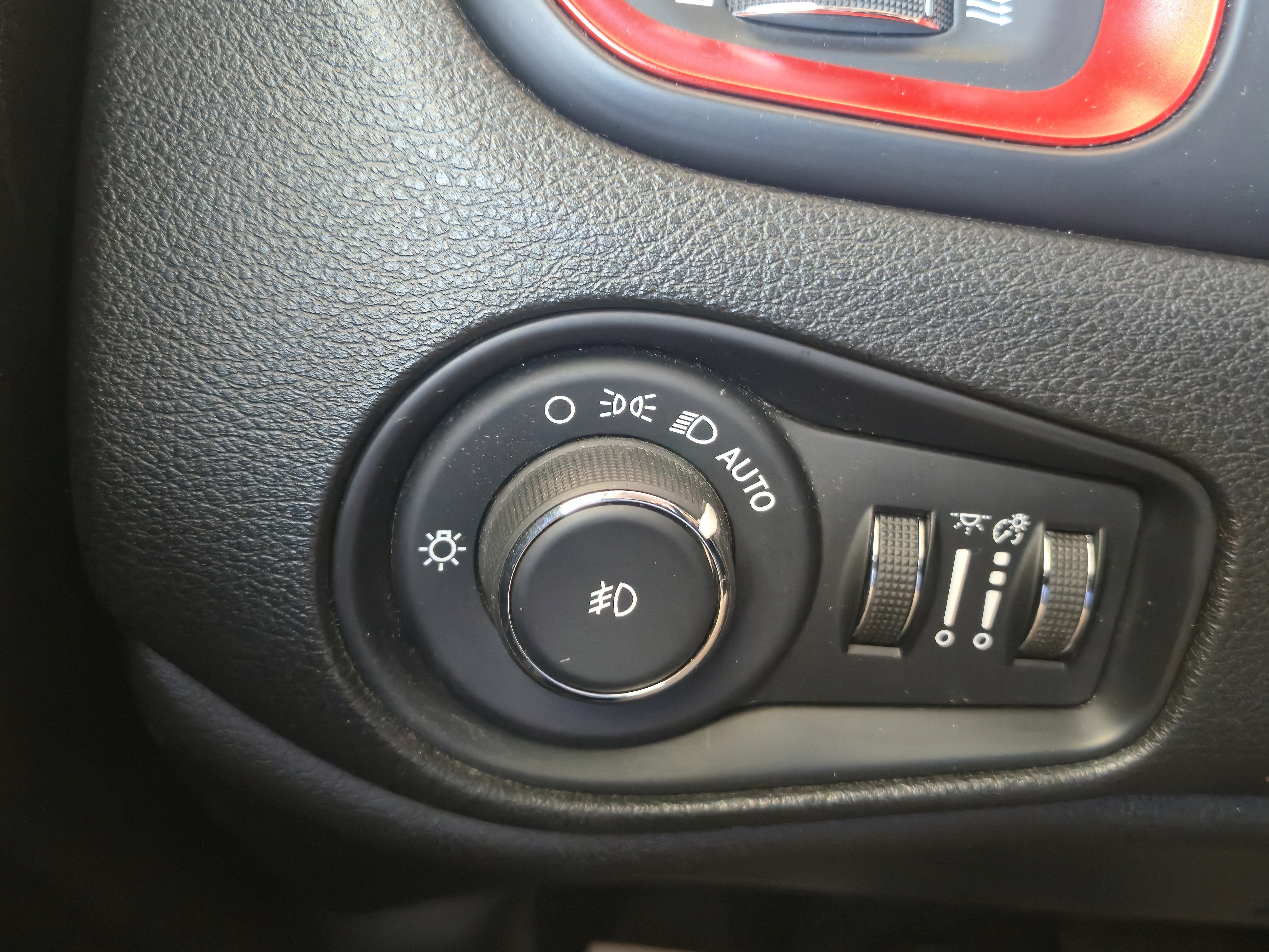 2020 Jeep Renegade Trailhawk